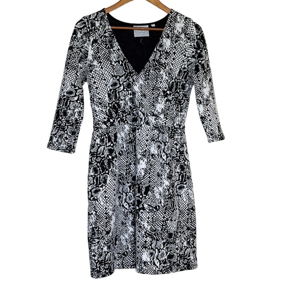 HD In Paris Anthropologie Snake Skin Print Size Small Faux Wrap Dress - Picture 1 of 9